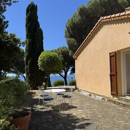 Avec Piscine Privee, Proche - Fr-1-100-345